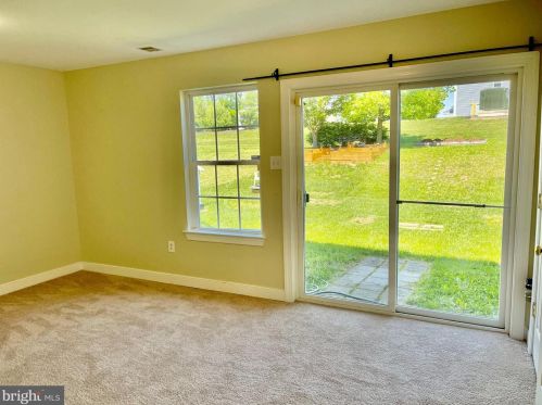 232 Country Ridge Dr, Red Lion PA  17356-8866 exterior