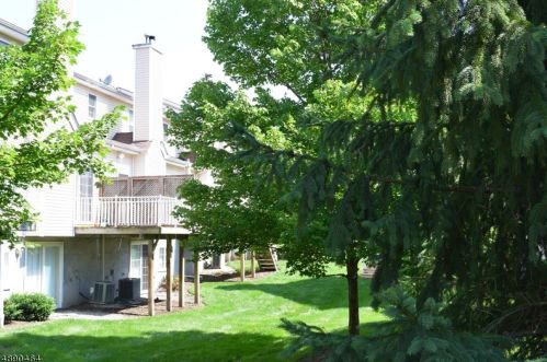 223 Emily Pl, Parsippany NJ  07054-3438 exterior