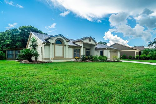 13114 Wyndale Dr, Port Richey, FL 34667-2114