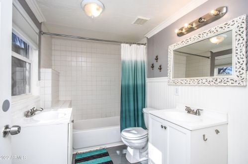 3002 22nd St, Phoenix AZ  85016-7808 exterior