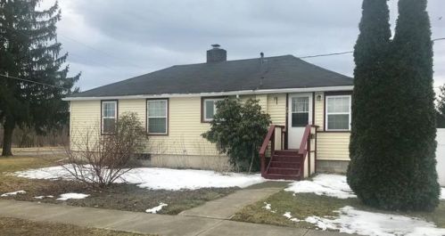 406 Vanderbilt St, Athens, PA 18810-1932
