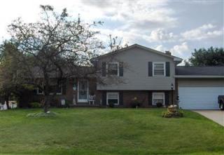 3035 List St, Massillon, OH 44646-2833