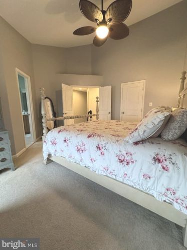 9283 Alvyn Lake Cir, Bristow VA  20136-6149 exterior