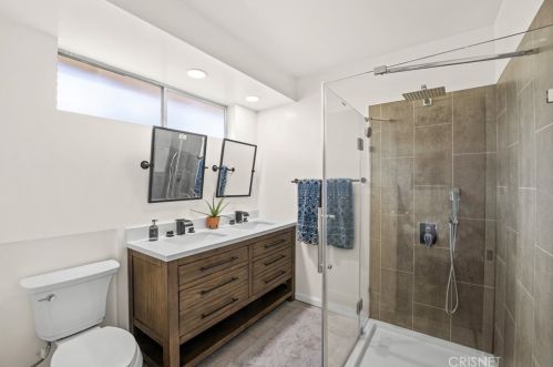 15109 Doty Ave, Lawndale CA  90260-2319 exterior