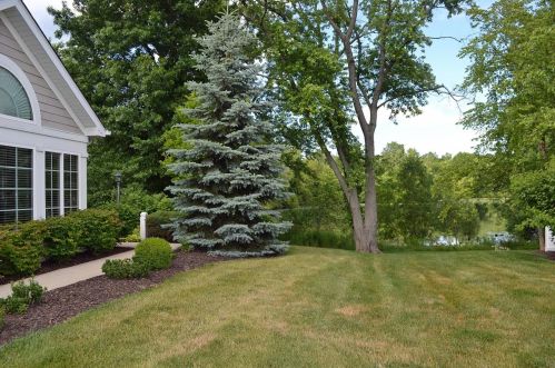 2504 Allison Cir, Valpo, IN 46383-3979