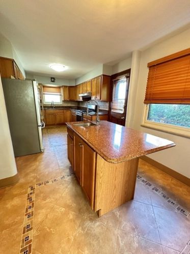 115 Roberta Dr, Whitaker PA  15120-3337 exterior