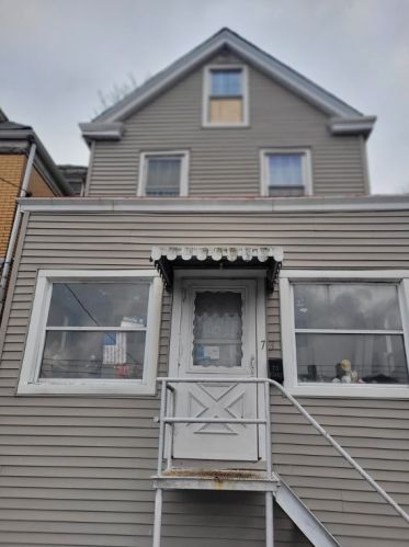 73 Greenbush St, Pittsburgh, PA 15211-2023