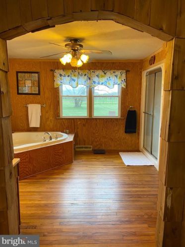 572 Township Line Rd, Collegeville PA  19473-1602 exterior