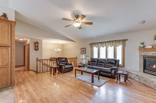 9229 48th Ave, Kenosha WI  53142-5307 exterior