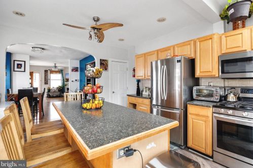 325 Jefferson Ave, Cheltenham, PA 19012-2020