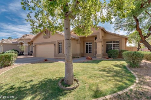 820 Bradley Dr, Chandler, AZ 85226-1960