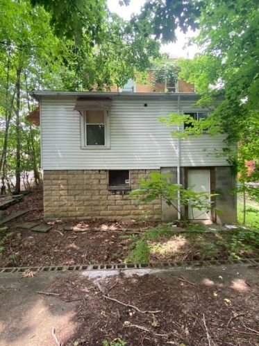 3200 Glenmawr St, Pittsburgh, PA 15204-1414