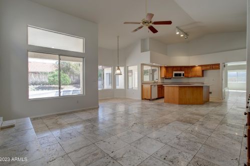 4632 Crocus Dr, Phoenix AZ 85032-5747 exterior