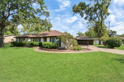1102 Duncan St, Channelview, TX 77530-2801