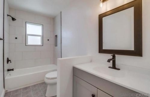 1621 Primera St, Lemon Grove CA  91945-4305 exterior