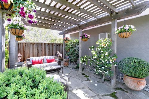 1532 Carmel Dr, San Jose CA  95125-1831 exterior