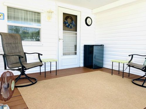 4104 Sandpine Cir, Boynton Beach FL  33436-2660 exterior