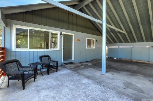 2532 Bertha Ave, South Lake Tahoe, CA 96150-7656