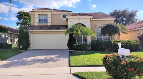 6858 Ashton St, Boynton Beach FL  33437-6039 exterior