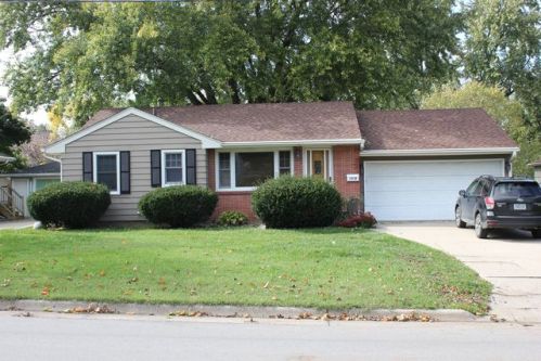 3930 38th St, Des Moines, IA 50310-3649