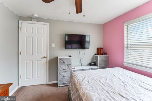 14 Tara Dr, New Castle DE  19720-4068 exterior