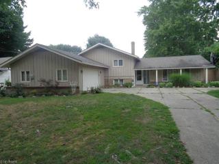 7477 Sharonlee Dr, Concord Township, OH 44060-5733