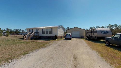 112 Bradham Dr, Beulaville, NC 28518-6599