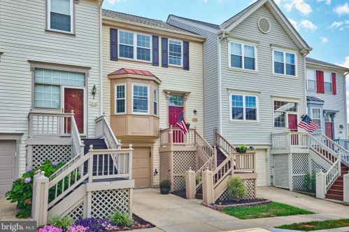 104 Oliver Ct, Purcellville, VA 20132-5801