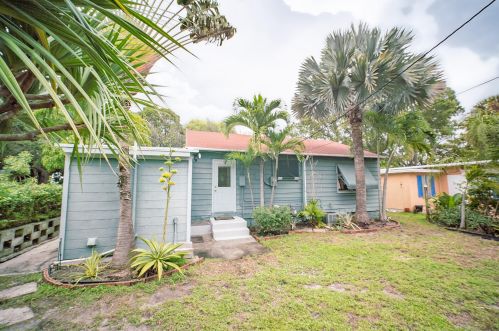 514 52nd St, West Palm Beach, FL 33407-2728