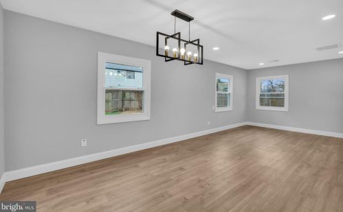 38 Parish Ln, Willingboro NJ  08046-2708 exterior