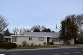 3220 Kennewick Ave, Kennewick, WA 99336-2918