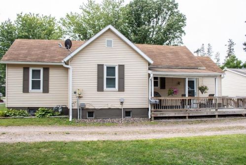 135 Franklin Ave, Poskin WI  54812-1146 exterior