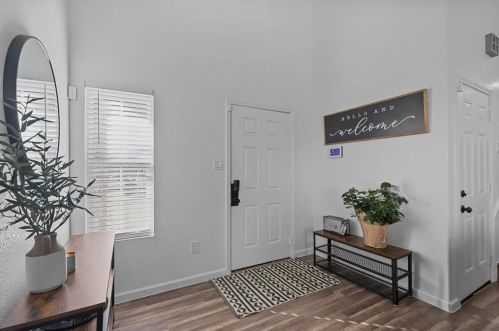 3921 Millet Ave, Fort Worth, TX 76105-3528