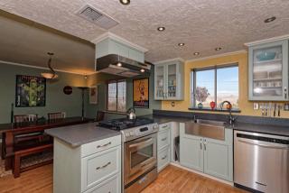 16011 Coronado Dr, Victorville, CA 92394-1512