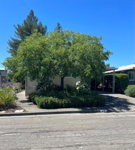 41 Westgate Cir, Santa Rosa CA  95401-9013 exterior