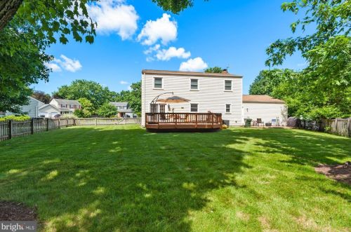 1311 Cold Harbor Ct, Herndon VA 20170-2018 exterior