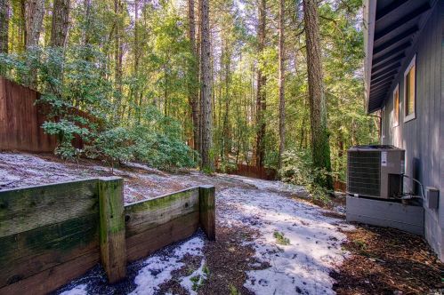 24111 Birch Ter, Willits CA  95490-9505 exterior