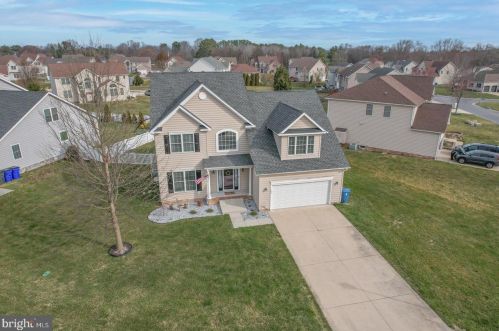 245 Stone Ridge Dr, Dover DE  19901-8205 exterior