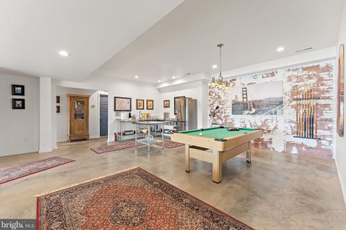 24234 Lands End Dr, Madison Mills VA  22960-3543 exterior