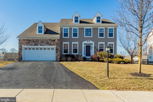 2952 Honeymead Rd, Downingtown, PA 19335-6022
