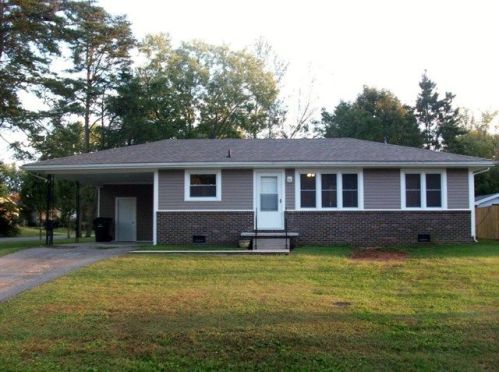 528 Apache Dr, Hopkinsville, KY 42240-1310