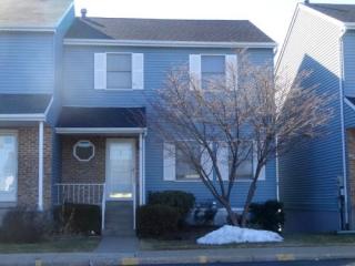 5 Bennington Ct, Easton, PA 18040-1039