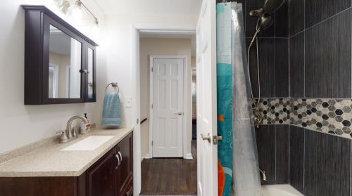 11534 Framingham Dr, Cincinnati OH  45240-2630 exterior