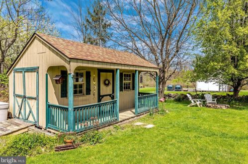 309 Williams Cir, Collegeville PA  19473-2344 exterior