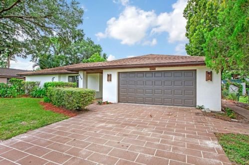 639 Sportsman Ave, Sebring FL  33875-5152 exterior