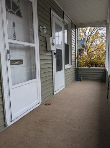 816 11th St, Beaver Falls, PA 15010-4411