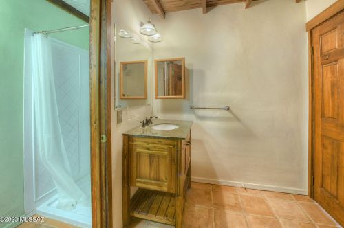 520 4th Ave, Tucson AZ  85705-8450 exterior