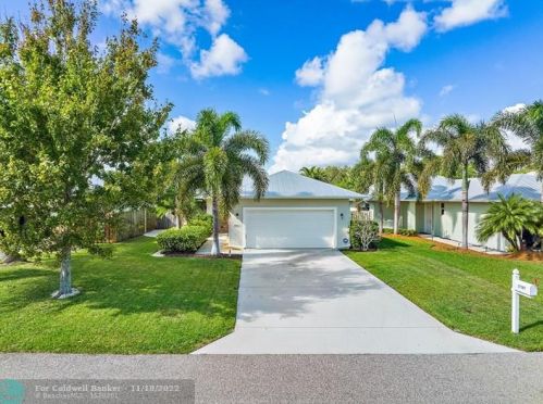 17587 Cinquez Park Rd, Jupiter FL  33458-3967 exterior