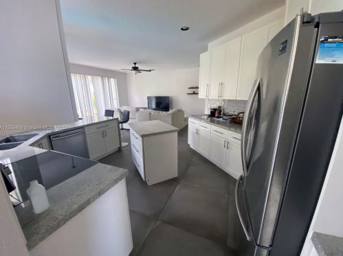 1231 179th Ave, Hollywood FL  33029-3162 exterior