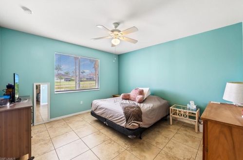 14322 Manchester Dr, Naples FL  34114-8626 exterior